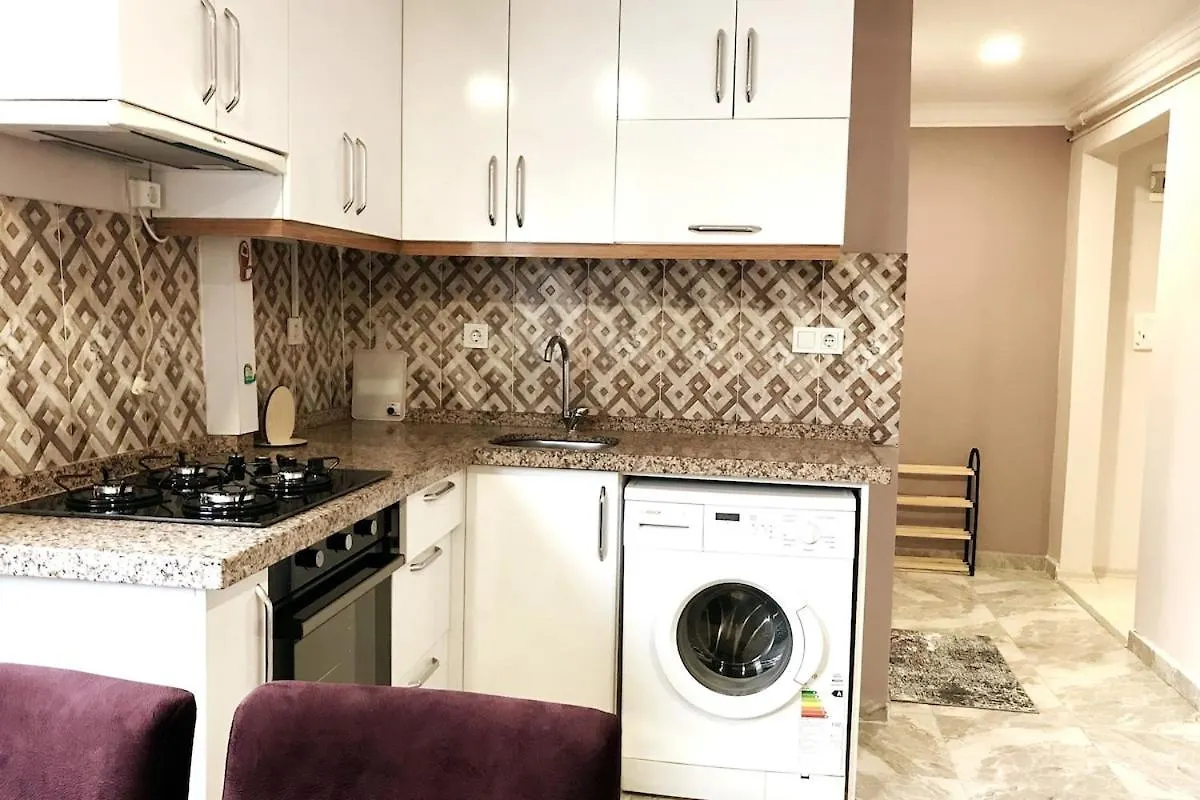 Cozy Apartment Near Pelican Mall, İstanbul